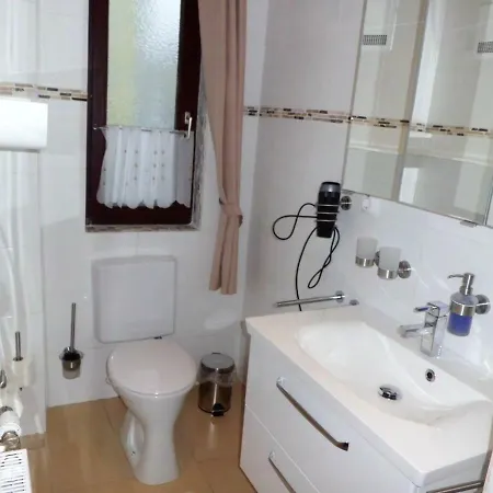 Haus Marina Inklusive Gratis Eintritt Alpentherme Бад Хофгаштайн